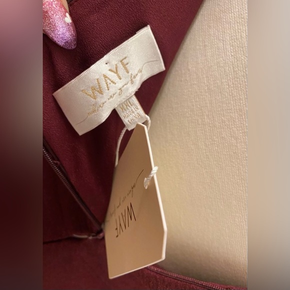 WAYF Mia Dress - Picture 6 of 9